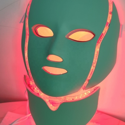 Kasus Topeng Plastik 7 Warna Terapi Cahaya LED untuk Menegangkan Kulit dan Mengurangi Kerutan