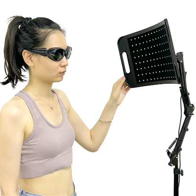 DC12V Output 104PCS LED Infrared Red Light Therapy Device dengan Stand Adjustable