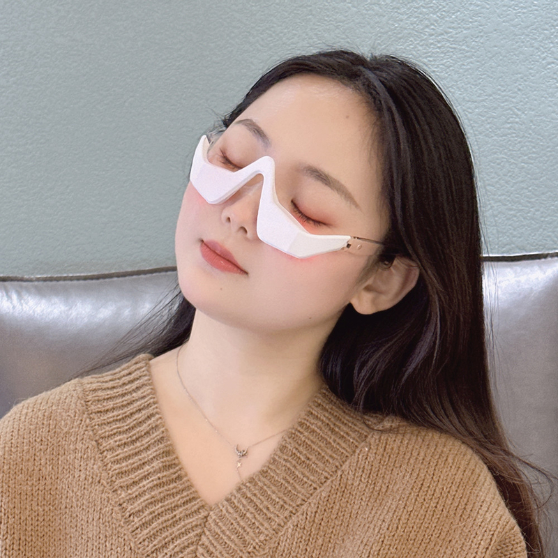 3D Eye Vibration LED Red Light Therapy Device untuk anti-penuaan dan perawatan mata